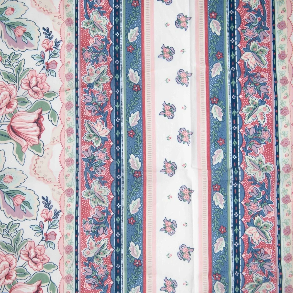 Set of 2 Vintage Floral Cottagecore Farmhouse Curtain Panels